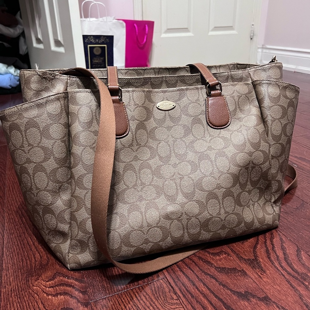 COPY - BIG Coach carry on bag